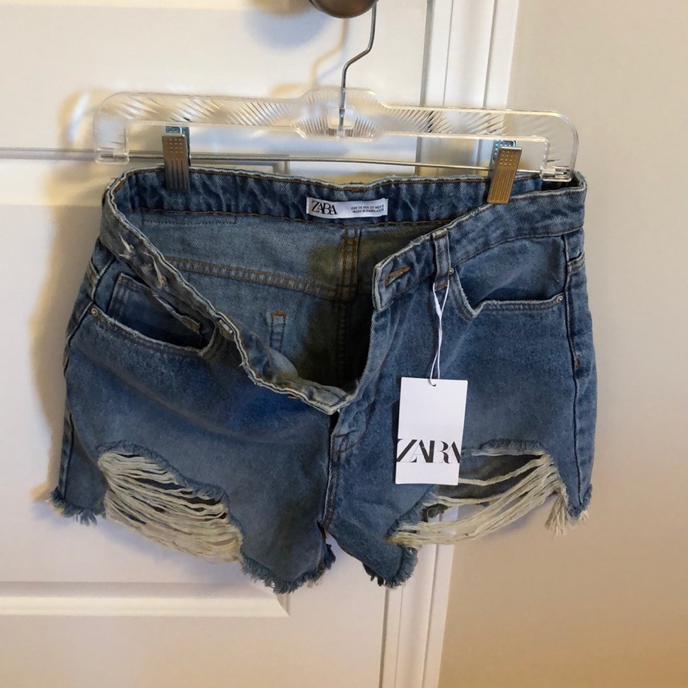 Zara night waisted distressed jeans shorts